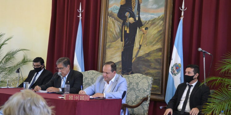 El intendente Hugo Benítez dio inicio a las Sesiones Ordinarias