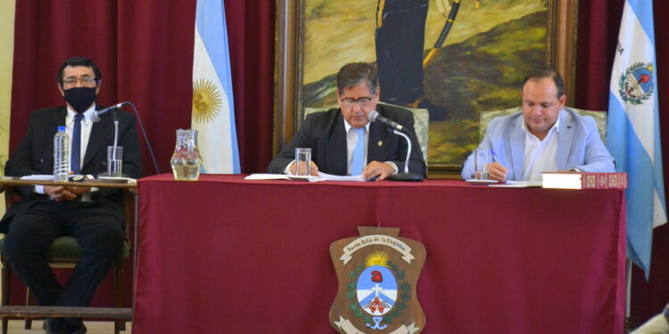 El intendente Hugo Benítez dio inicio a las Sesiones Ordinarias