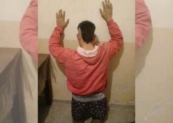 Corrientes: Agredió a piedrazos a Policías y se escondió en casa de su madre