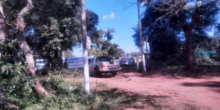 Denuncian aglomeración de personas en Santa Ana