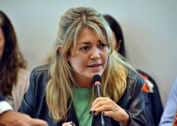 Ante denuncia pública, la diputada nacional Estela Regidor pidió licencia