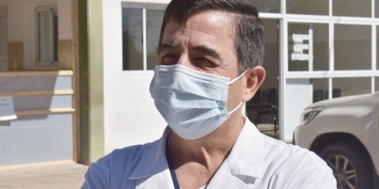 Personal médico del Hospital de Goya manifiesta su apoyo al Director Raúl Martínez