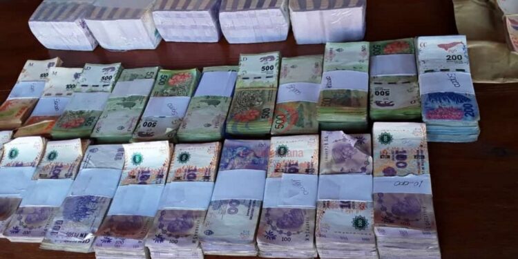 Tras allanamientos secuestraron más de $1.000.000 en Saladas