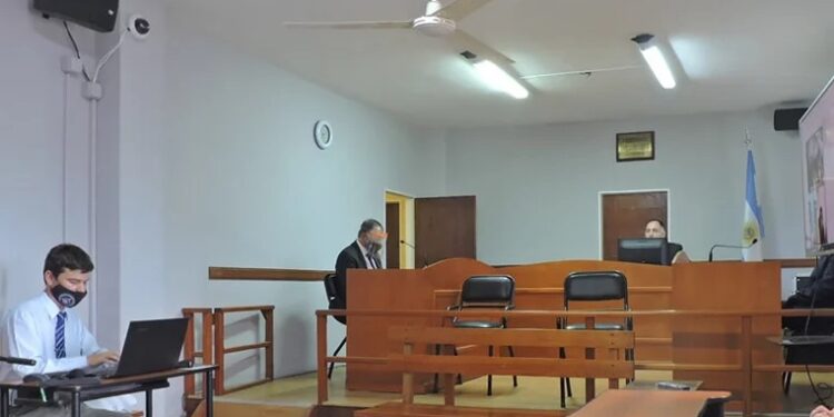 Condenada a 5 años de prisión por planear asalto contra su amiga