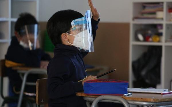 Clases presenciales: “Es clave el avance de la vacunación”