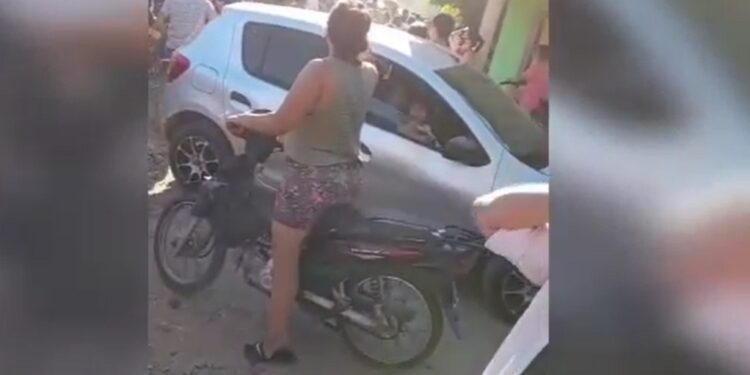 Video: Así fue el masivo velorio para despedir a Lautaro Rosé