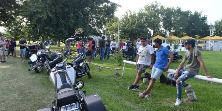 Primera juntada motera en Goya, con historias de vida a hoja de ruta