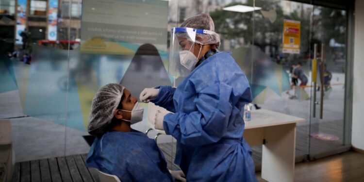 Más de 50 mil casos de COVID-19 en Argentina hoy y es nuevo récord﻿