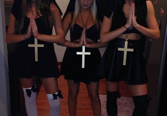 Un boliche de Goya regaló tragos a chicas disfrazadas de monjas