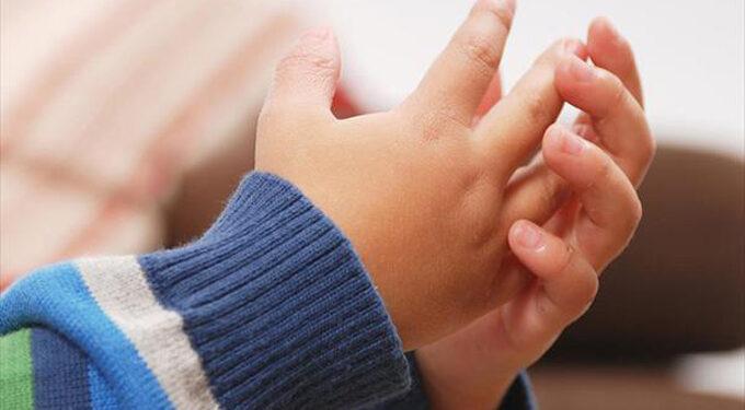 Murió un niño de 2 años tras despiste y vuelco de un auto