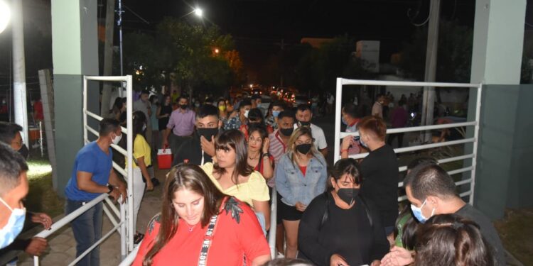 Comunicado de la Municipalidad de Goya sobre evento de Navidad en predio Costa Surubí