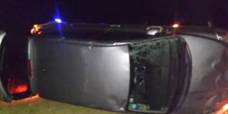 El Chango Spasiuk volcó con su auto en la Ruta Nacional 123