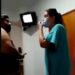 Violento ataque a una médica en un hospital: quedó todo filmado