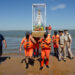 Emocionante desembarco de la Virgen de Itatí en la playa de Corrientes
