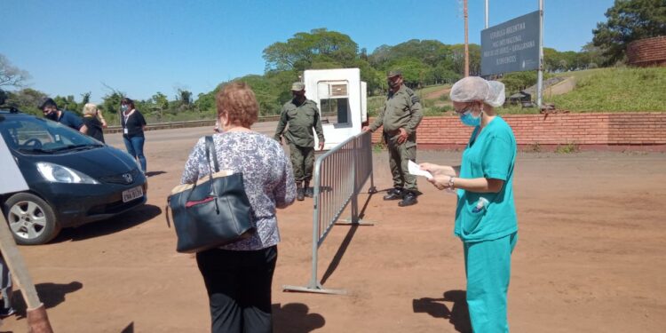 Más de 14.000 turistas se agolparon en el paso fronterizo de Libres – Uruguayana