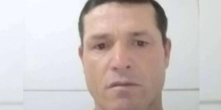 Chaco | Un hombre mató a una mujer de una puñalada en el cuello en una cancha de fútbol