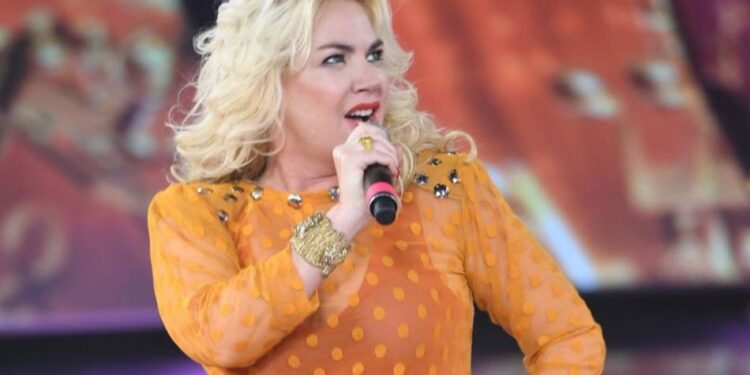 Esmeralda Mitre tiene coronavirus: “Me duele todo el cuerpo y tengo mucha fiebre”