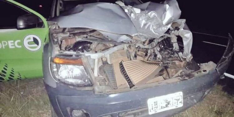 Corrientes: Operarios de DPEC se salvan en accidente vial