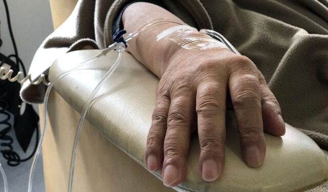 Esquina: OSDE deberá proveer un medicamento no autorizado por la ANMAT a paciente con cáncer