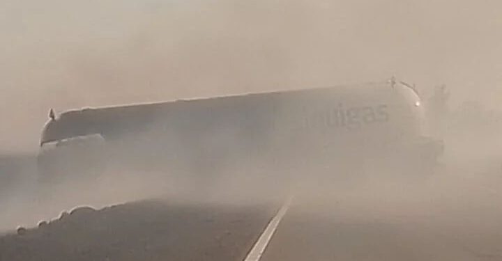 Santo Tomé: se incendió un camión con gas al ser alcanzado por el fuego