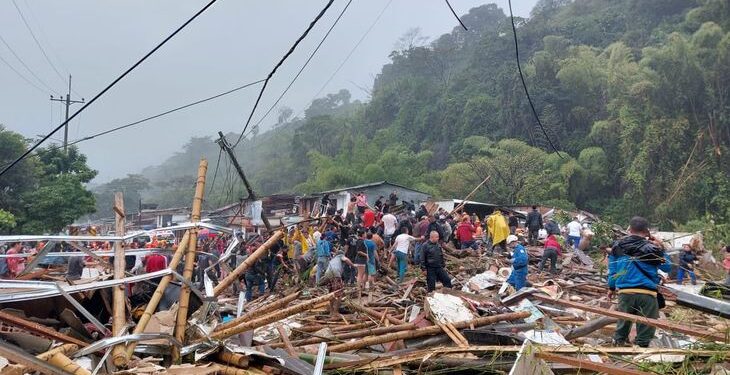 Colombia: al menos 11 muertos y 35 heridos por un alud