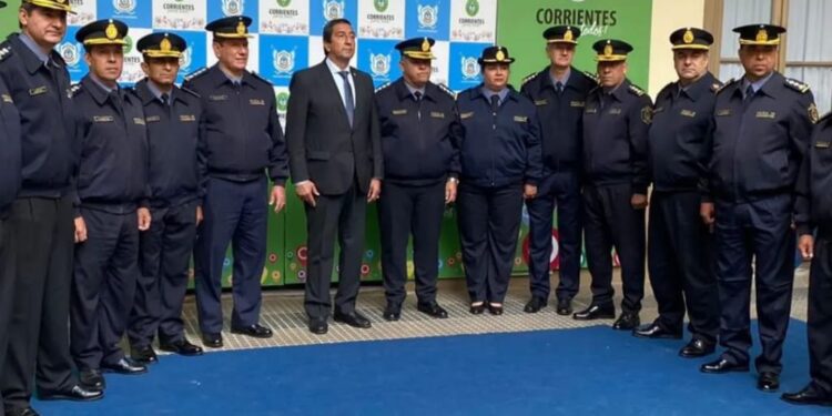 Corrientes: Asumió la nueva cúpula policial en medio de reclamos por seguridad