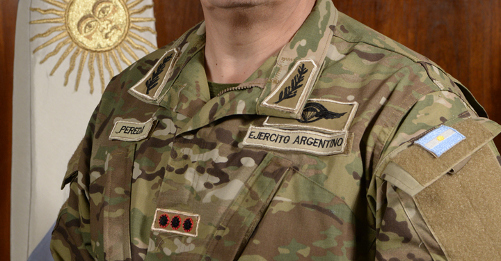 Condenaron a un Capitán del Ejército que intentó besar a una cabo