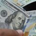 El dólar blue da un fuerte salto y llega a $280, mientras la Bolsa cae 3%