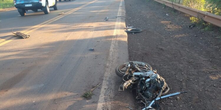 Joven motocilista murió tras ser atropellado por un camión