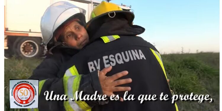 El emotivo saludo de los Bomberos Voluntarios de Esquina por el Día de la Madre