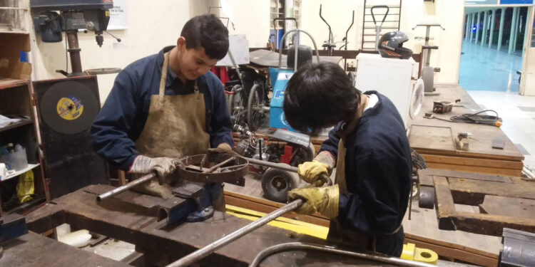 Confirman la creación de 4 nuevas escuelas técnicas en Corrientes﻿