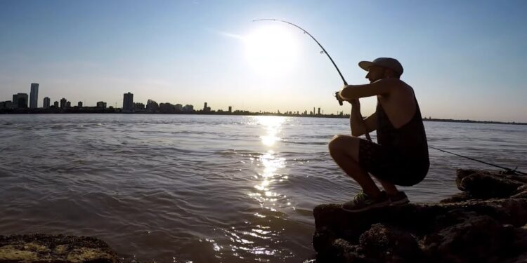 Qué dice la nueva veda pesquera que se implementará desde este lunes