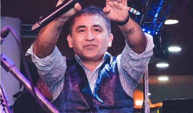 Murió el cantante Huguito Flores tras protagonizar un trágico choque