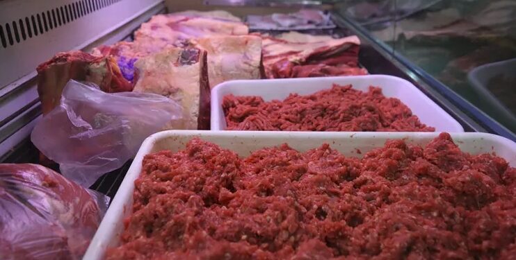 El kilo de carne subió 44% en la hacienda y podría llegar a los $12.000 en los comercios
