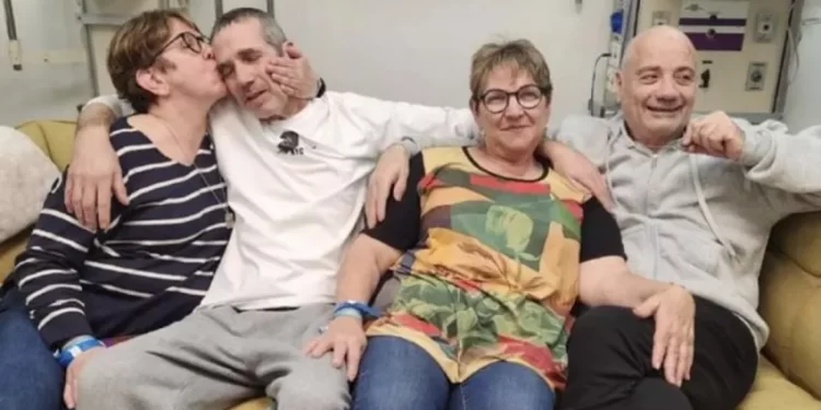 Dos rehenes argentinos fueron liberados por Israel tras una operación en Rafah