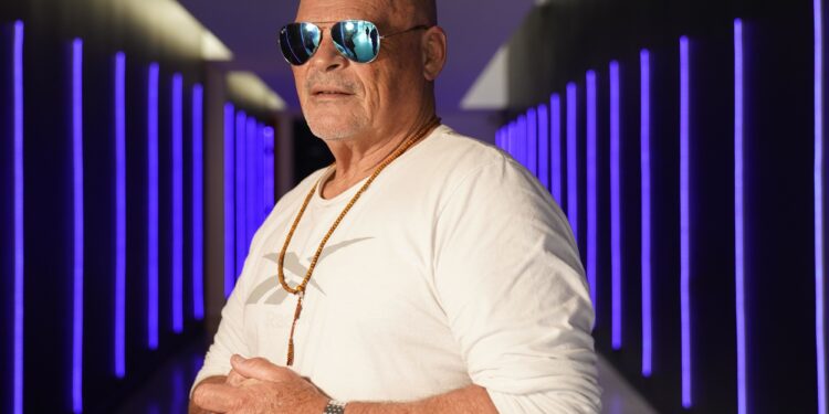 Internaron a Walter “Alfa” Santiago y generó preocupación: “Comenzó a faltarle el aire”