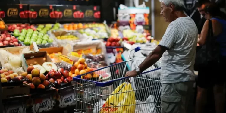 La inflación de agosto fue del 4,2% y acumuló 236,7% en los últimos doce meses