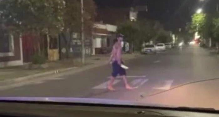 Un hombre en “brote psicótico” amenazaba con un cuchillo: murió camino al hospital