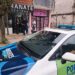 Rompieron el candado de acceso y desvalijaron una tienda de ropas