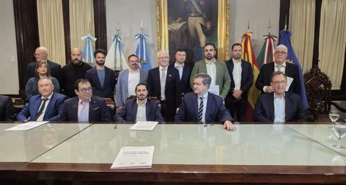 Braillard Poccard firmó convenios de cooperación con empresas que promueven el desarrollo ligado a la IA y a la tecnología