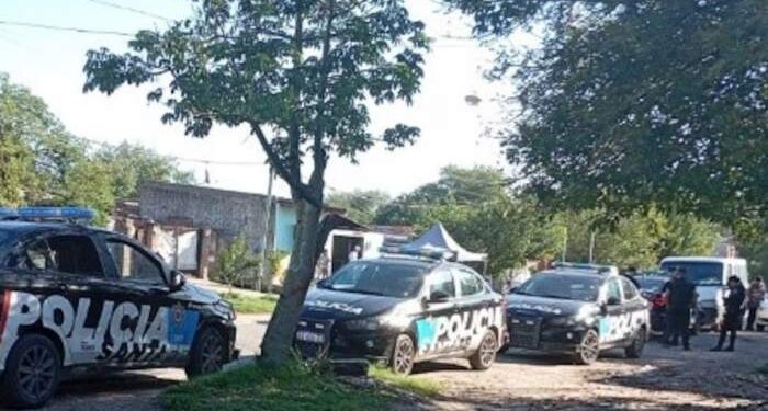 Secuestró y abusó de su hermana: fue detenido en su casa