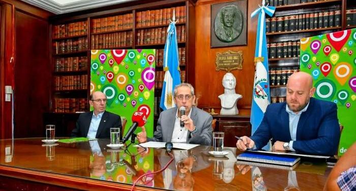 El Gobierno provincial analiza un incremento salarial para estatales