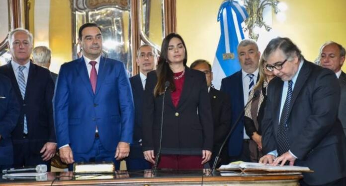 Asumió la nueva ministra de Ciencia y Tecnología de Corrientes