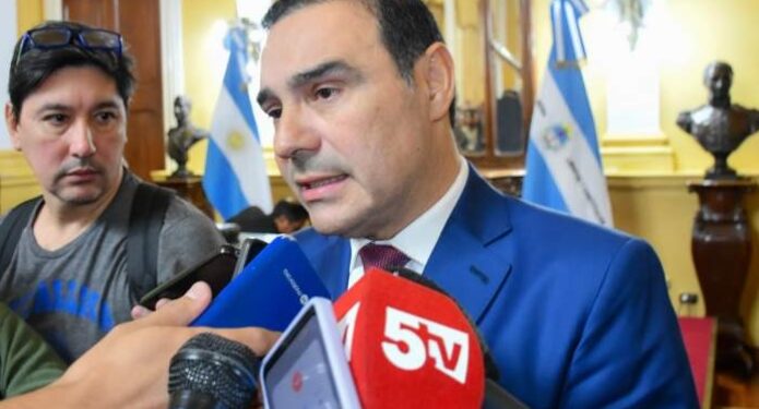 Qué dijo Valdés sobre la fecha de las elecciones en Corrientes