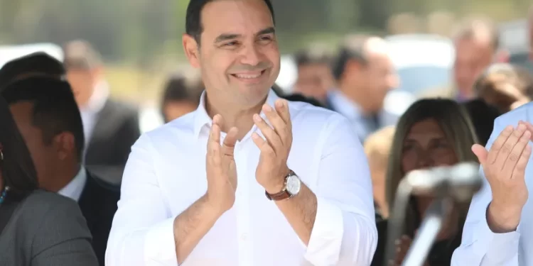 Valdés visitará Ituzaingó con una agenda de obras, viviendas y cultura