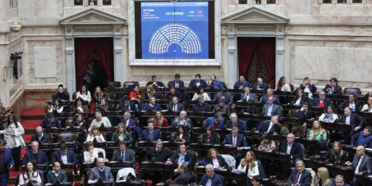 La oposición rechazó el veto a la Emergencia en Discapacidad y lo tratará el Senado