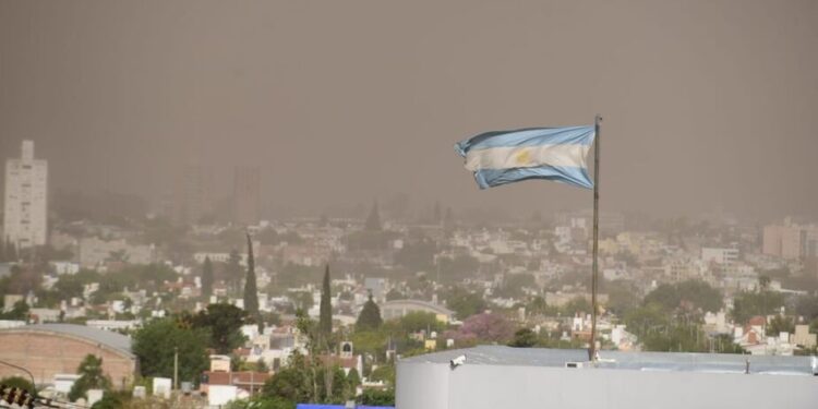 Ciclón brasileño: descartan que afecte a Corrientes, pero anuncian tormentas