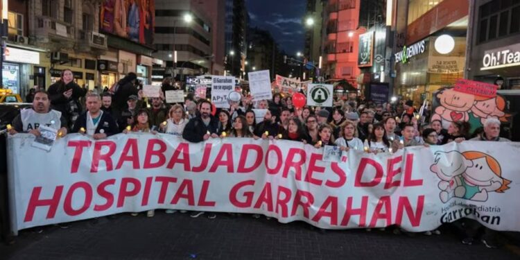 El Hospital Garrahan anunció un aumento salarial para sus empleados