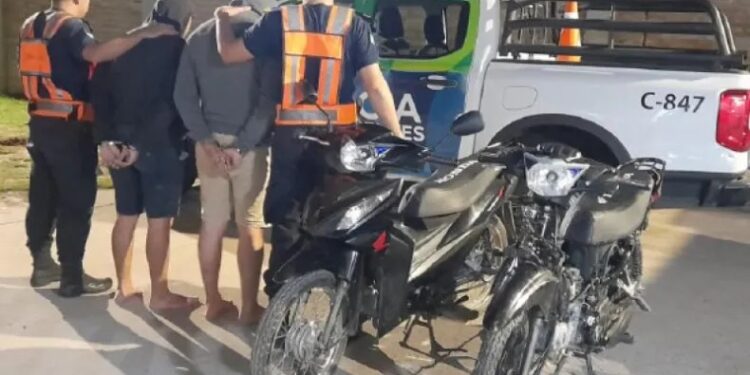 Goya: ladrones chocaron entre sí, en la huida, con una moto robada