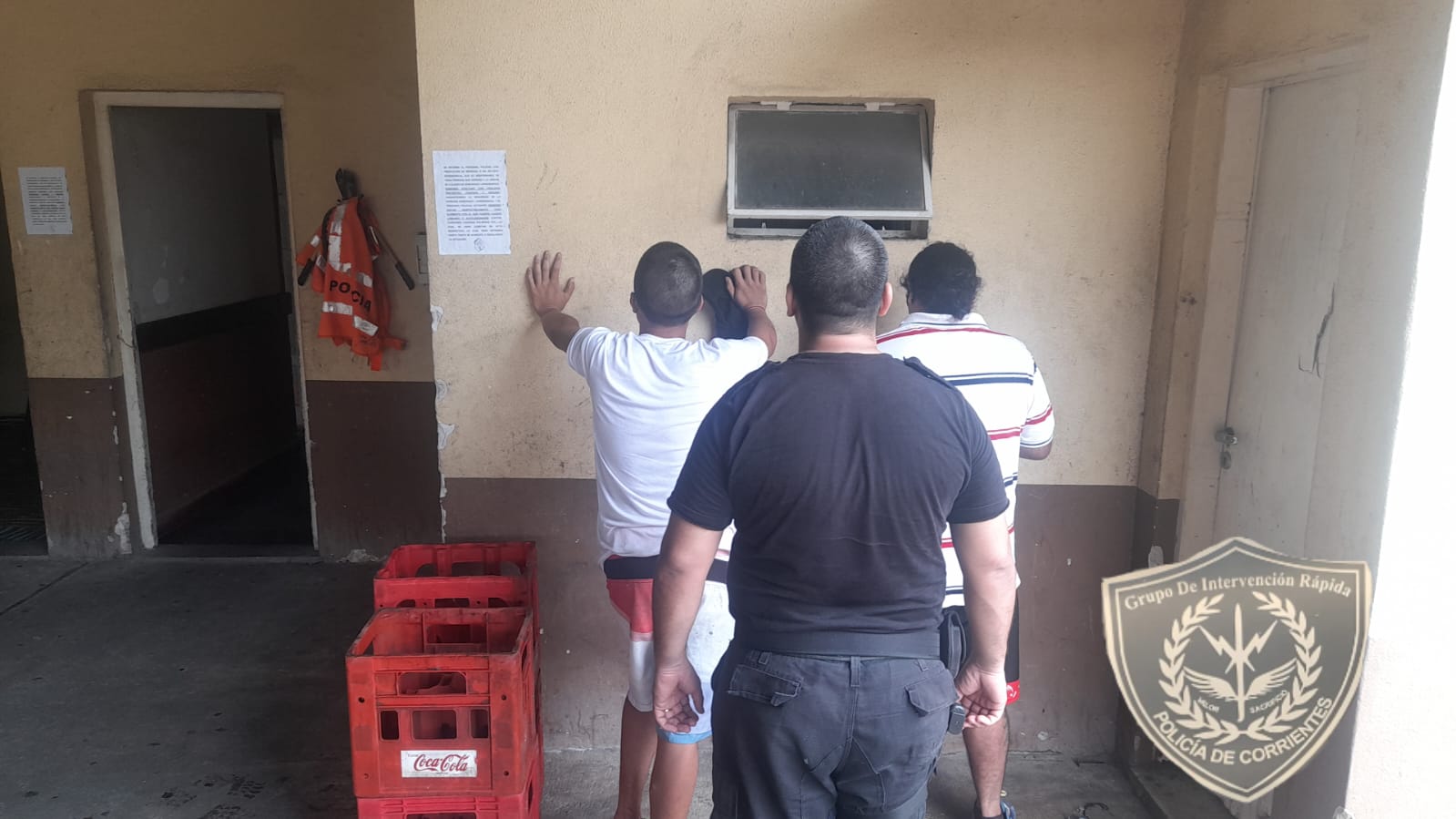 Corrientes: dos demorados por robarse ¡cuatro cajones de bebidas!
